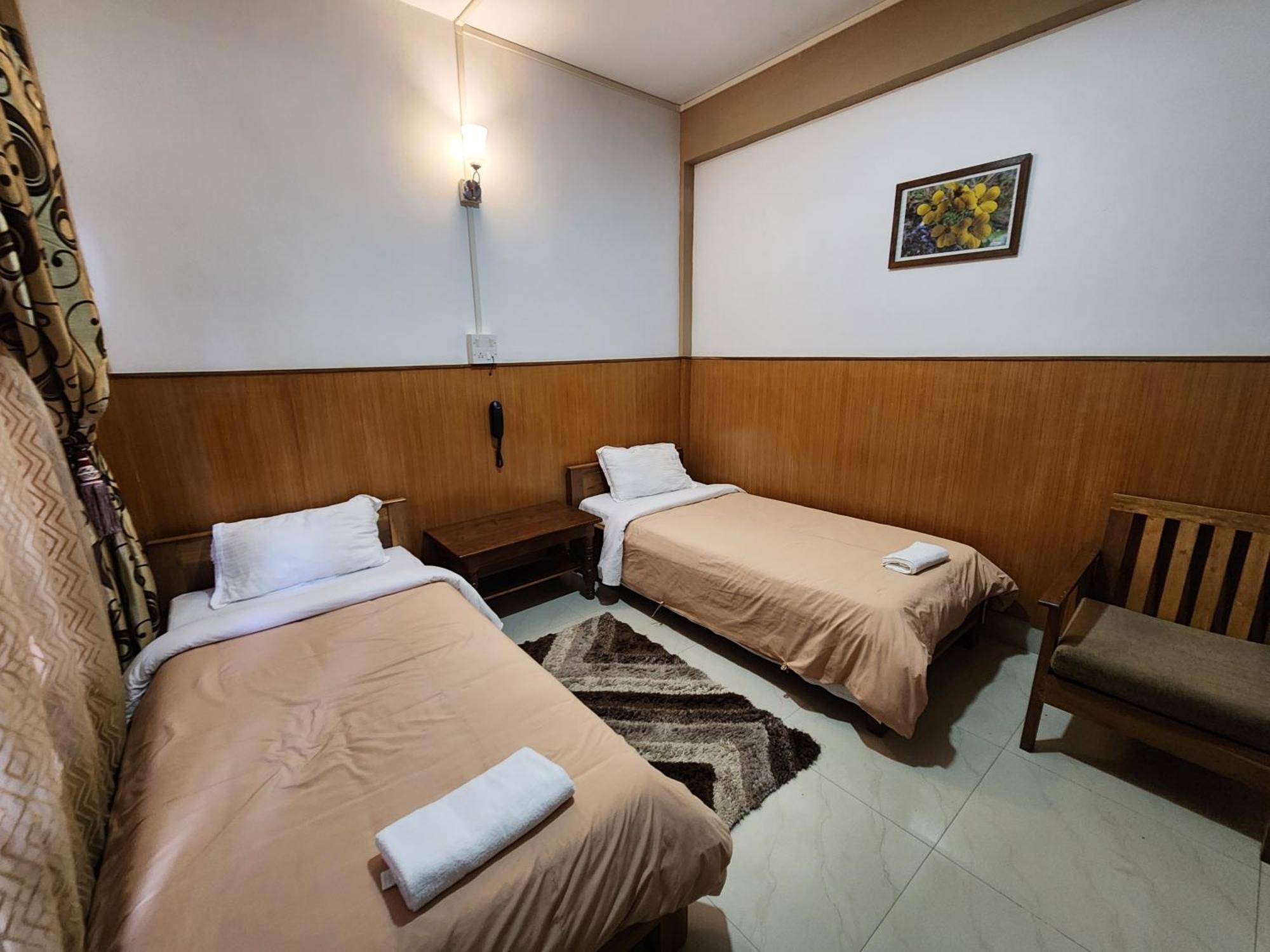 Hotel The Oak Таванг Экстерьер фото