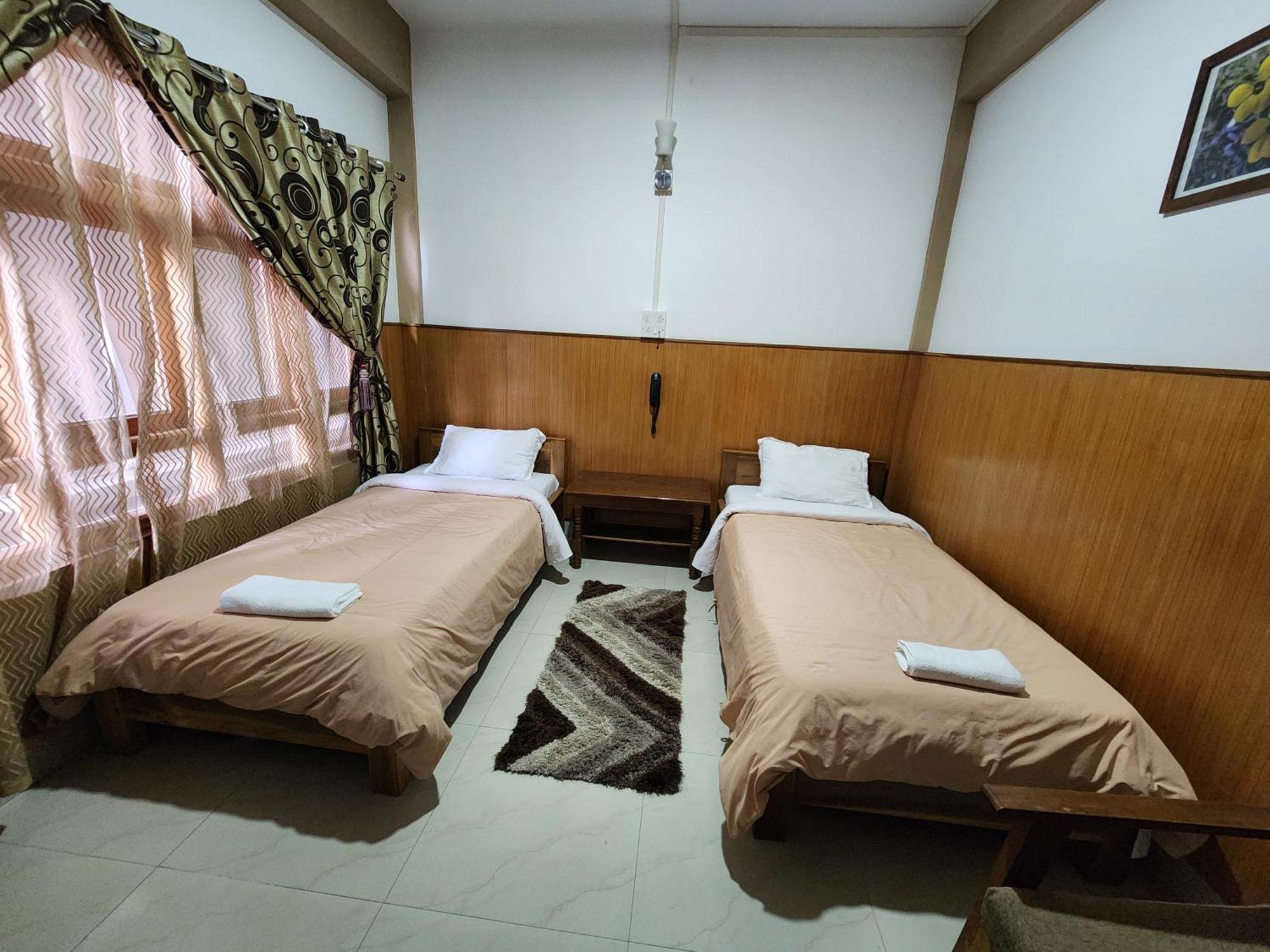 Hotel The Oak Таванг Экстерьер фото