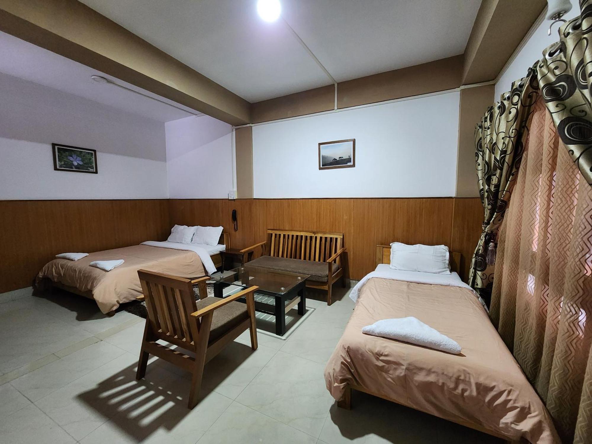 Hotel The Oak Таванг Экстерьер фото
